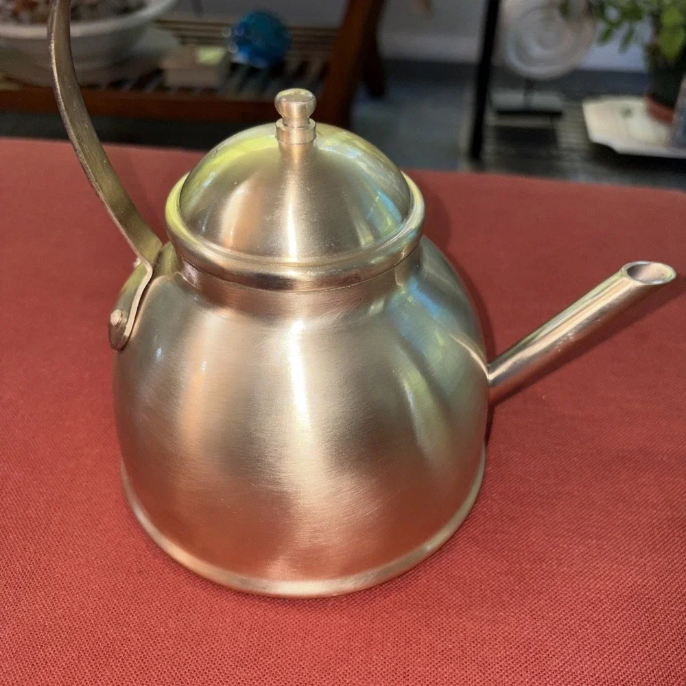 ROSE & FITZGERALD BRUSHED GOLD KETTLE Slender Spout Minimalist Handle 1 Liter